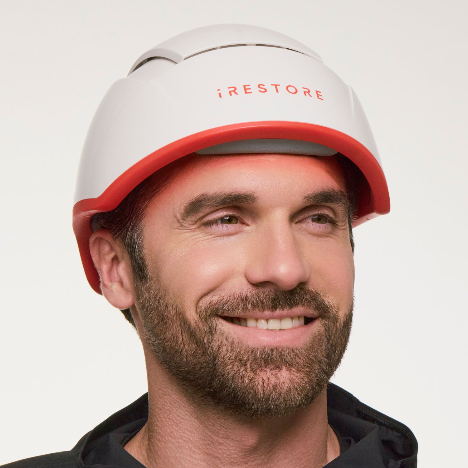 man wearing the Professional hair device.