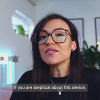 Woman explaining how red light therapy combats hair loss