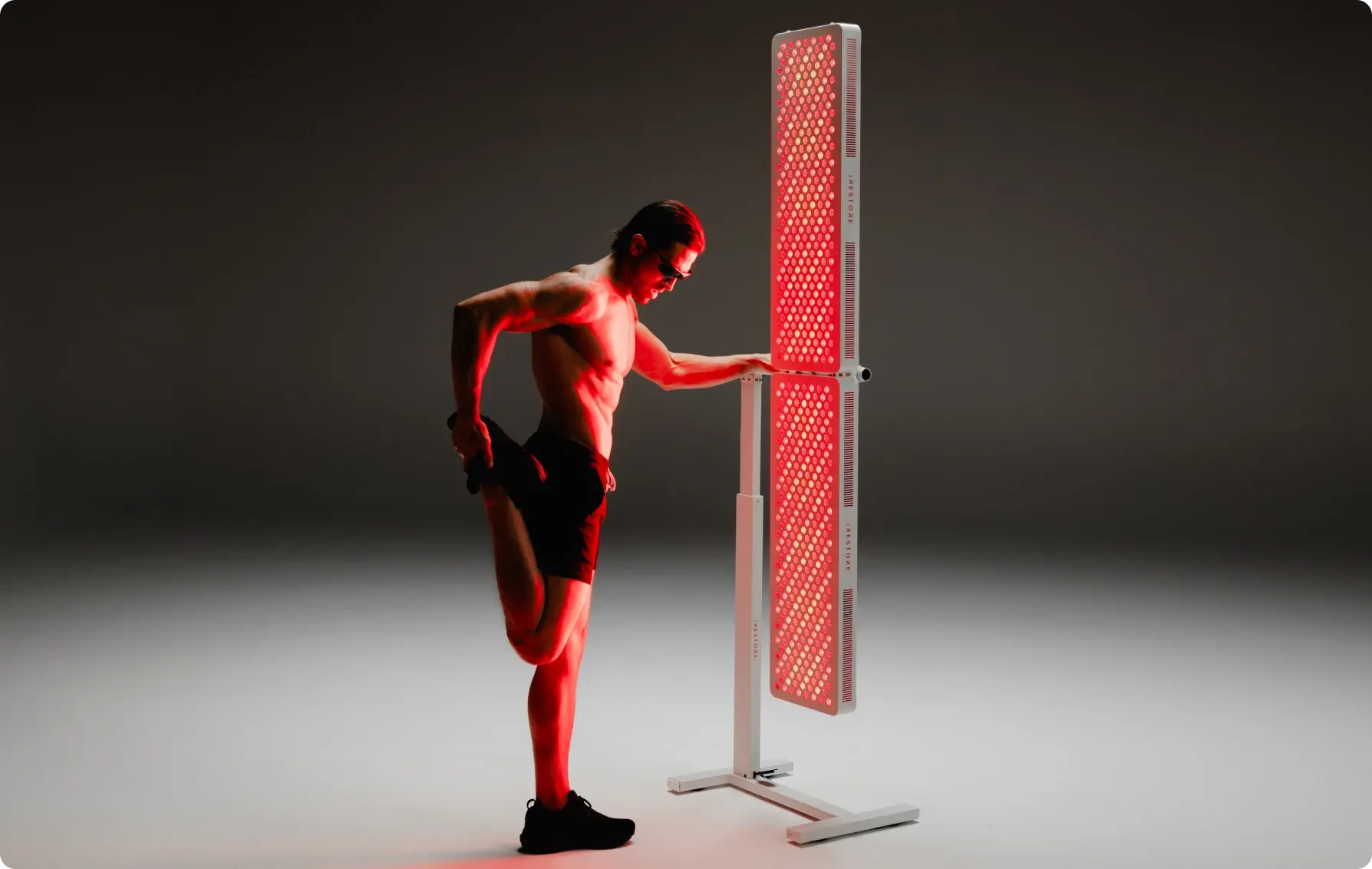 Apex panel on a universal stand